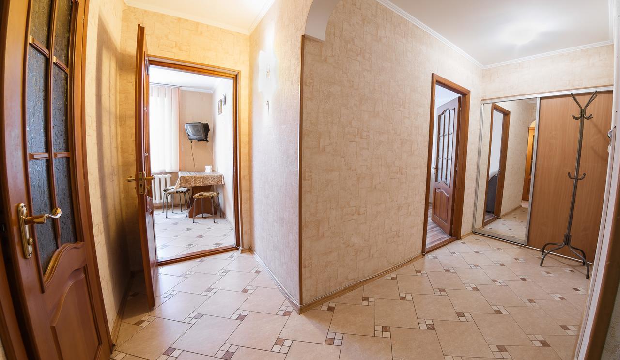 טירספול Clean And Comfortable Apartments On Karl Marx Street מראה חיצוני תמונה