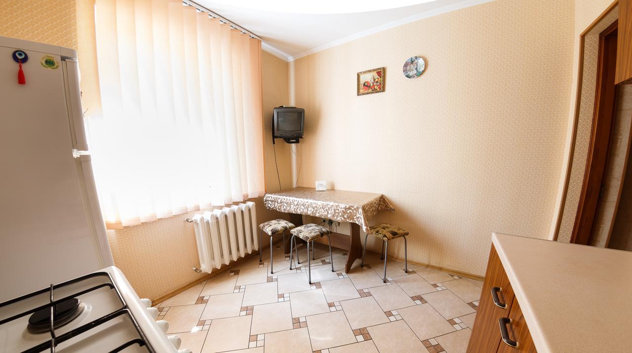 טירספול Clean And Comfortable Apartments On Karl Marx Street מראה חיצוני תמונה